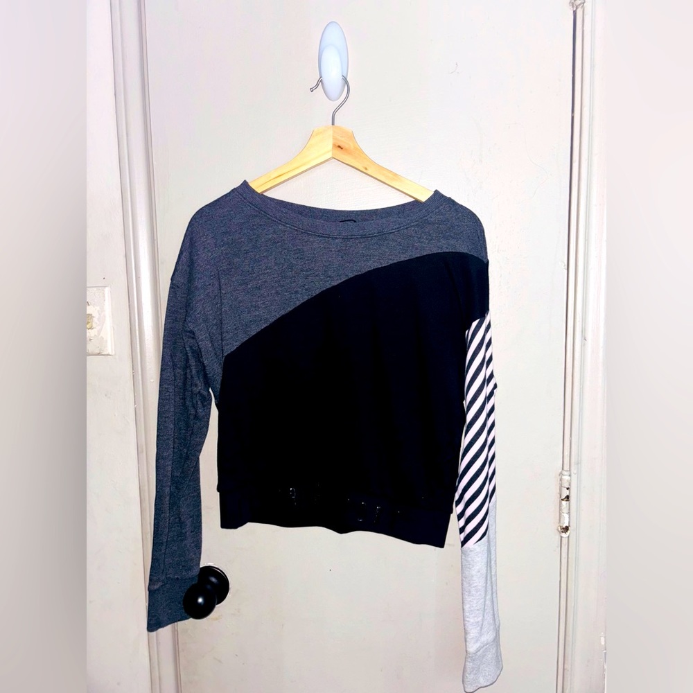 Size small Victoria secret shirt